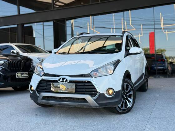 HYUNDAI HB20X 1.6 16V STYLE FLEX 4P MANUAL HYUNDAI HB20X 1.6 16V STYLE FLEX 4P MANUAL
